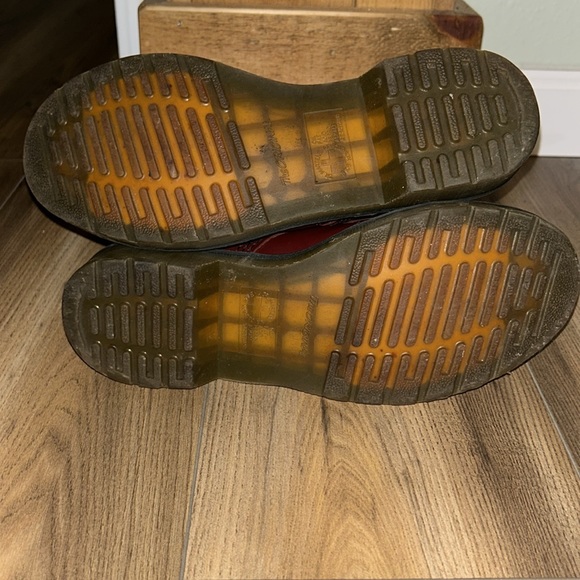 Dr. Martens Boots Size US Women’s 8 Burgundy color - Picture 4 of 6